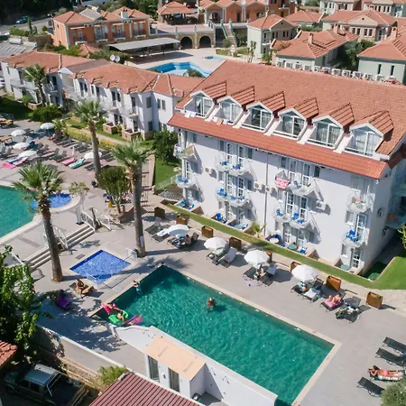 Majestic 3* Öludeniz