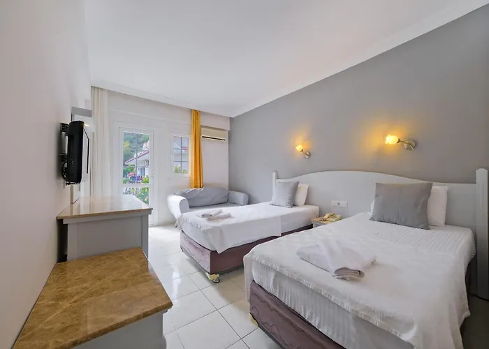 Majestic אולודניץ