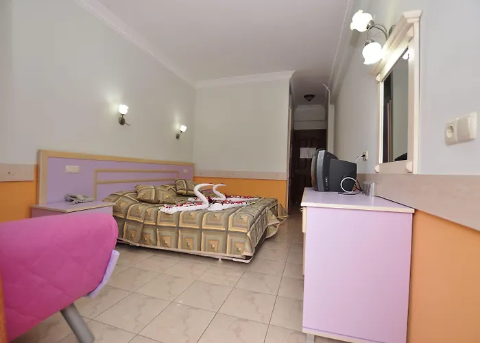 Majestic 3* Öludeniz