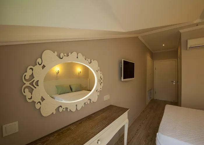 Majestic מלון אולודניץ