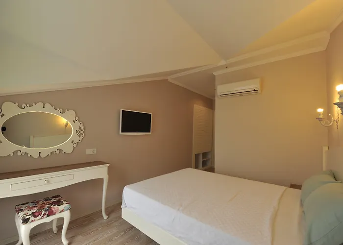 Majestic אולודניץ