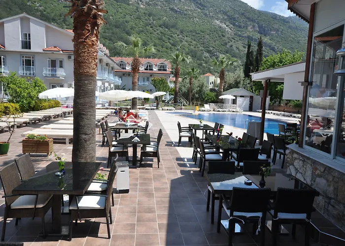 Majestic Hotell 3*