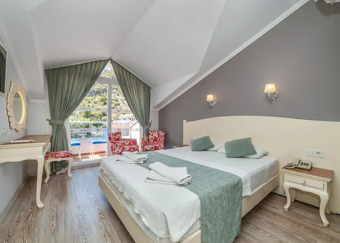 Majestic אולודניץ