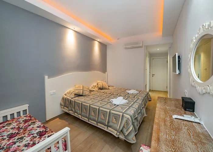 Majestic אולודניץ