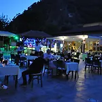 马杰斯酒店 酒店